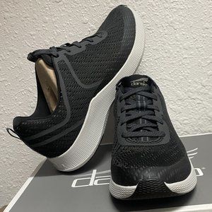 Dansko Black Sky Mesh Sneakers NIB sz 37 (us 6.5-7) walking, comfort & more